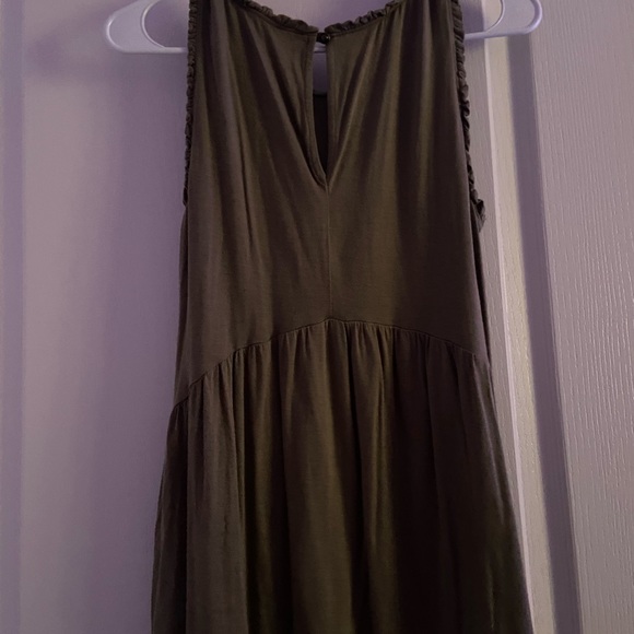 Target, olive green top - Picture 3 of 3
